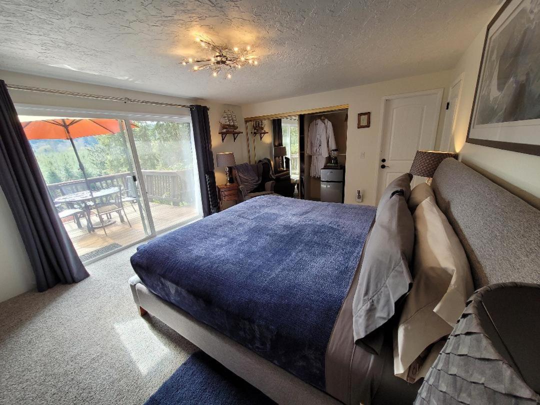 King Room with Balcony,1225646786:JPEG